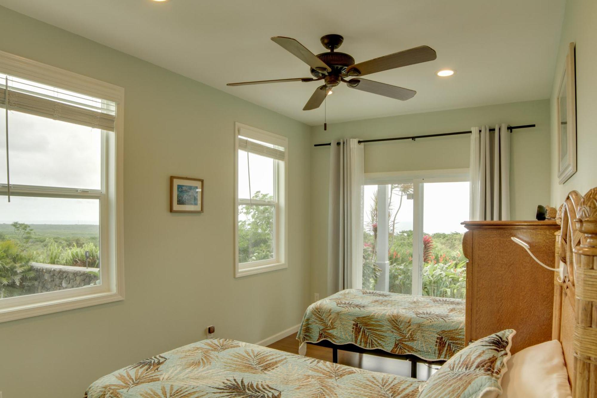 The Aloha Green House Retreat With Ocean Views! Naalehu Bagian luar foto